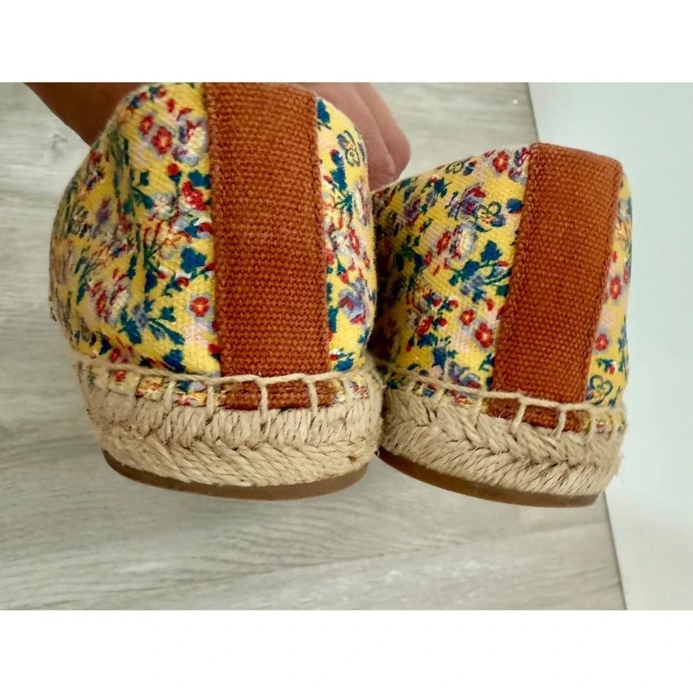 Tory Burch step into